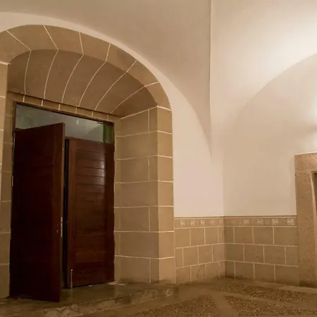 Palacio Munoz Chaves * Касерес