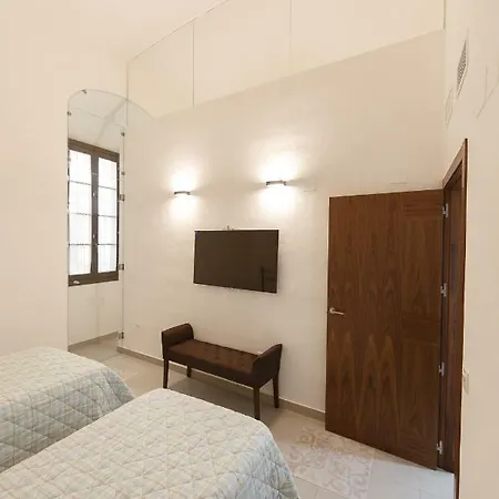 아파트 Palacio Munoz Chaves *