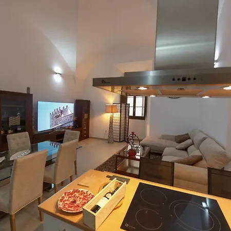 Palacio Munoz Chaves Apartmán *