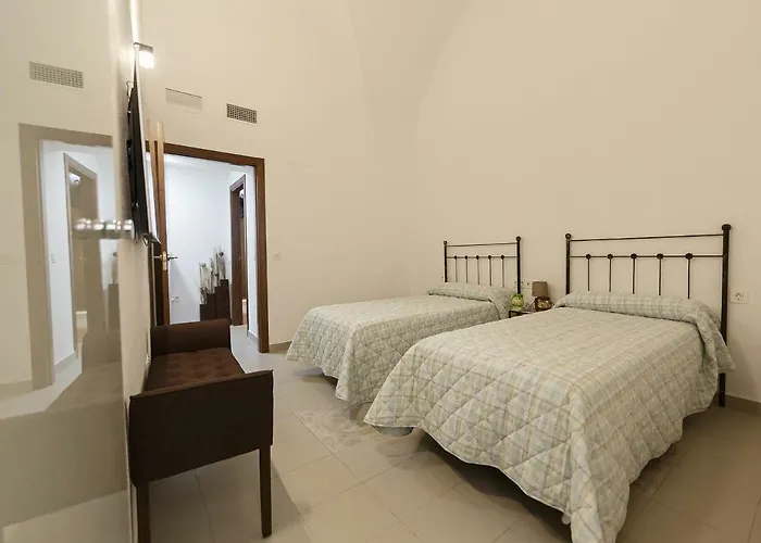 Palacio Munoz Chaves Caces