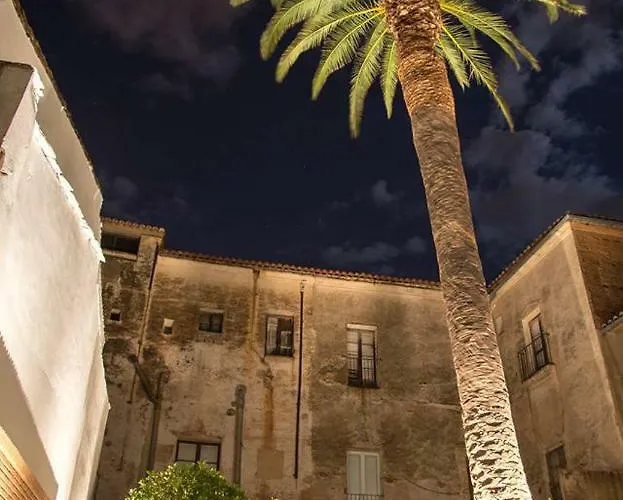 Palacio Munoz Chaves